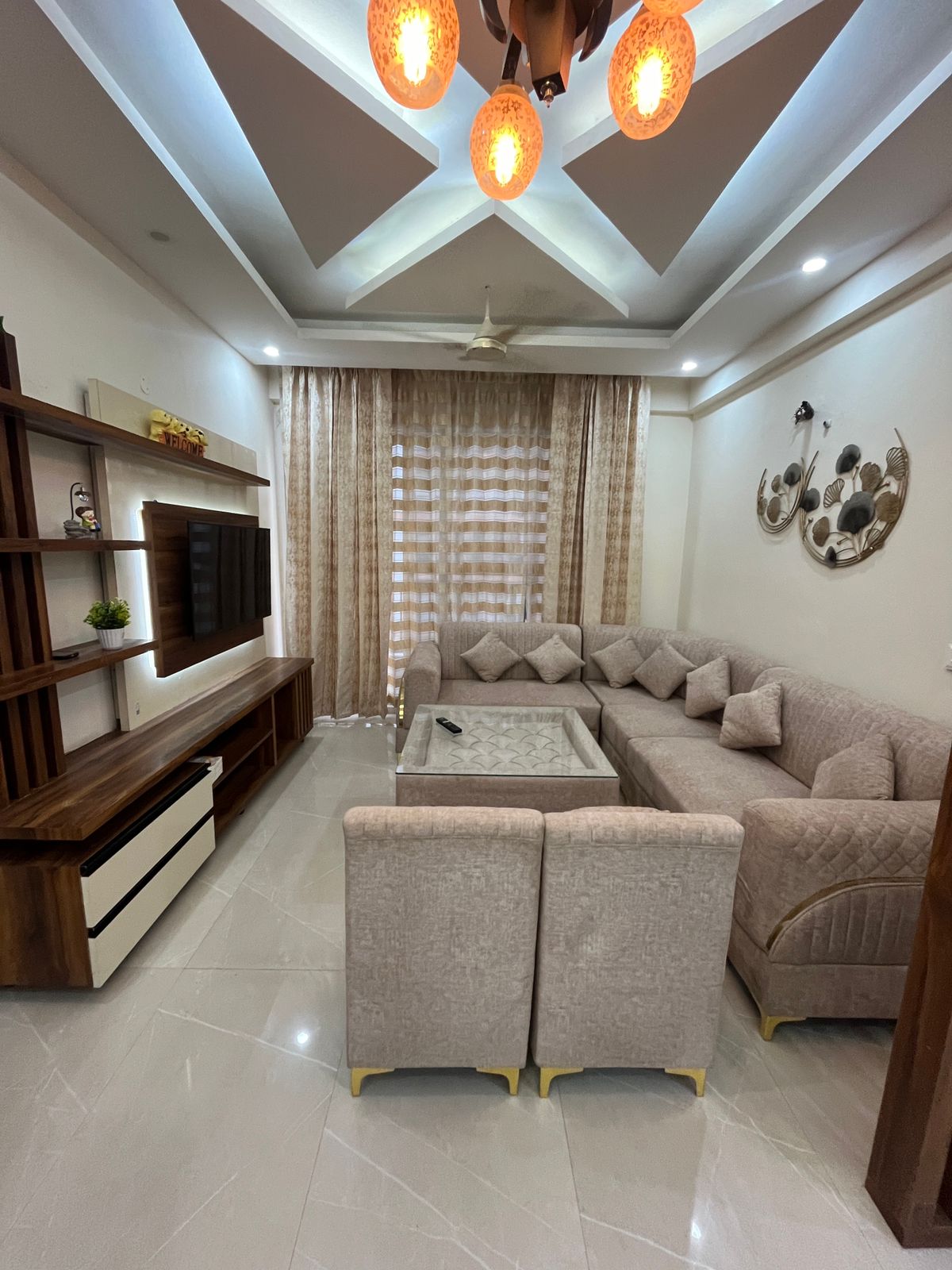 2 Bhk  Flat For Rent In Apartment 